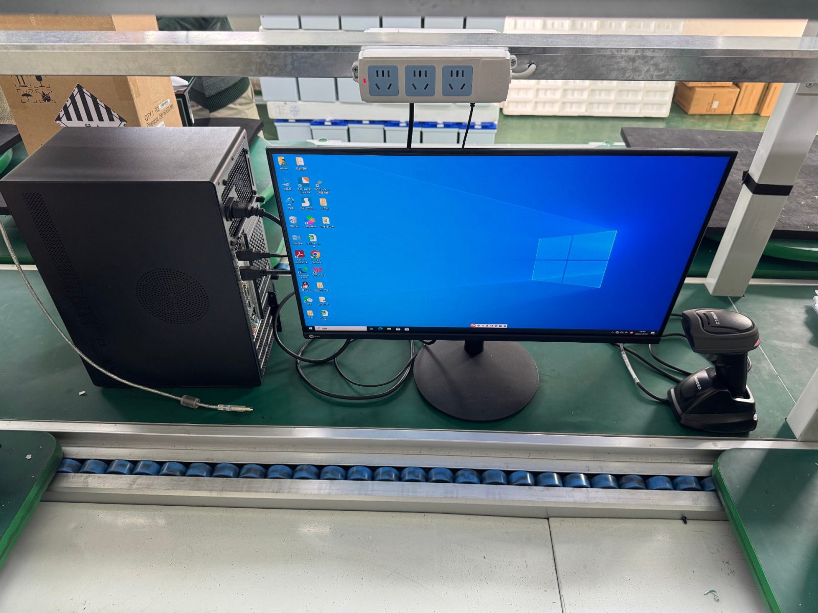 PowerBox assembly station with scan-to-trace logging